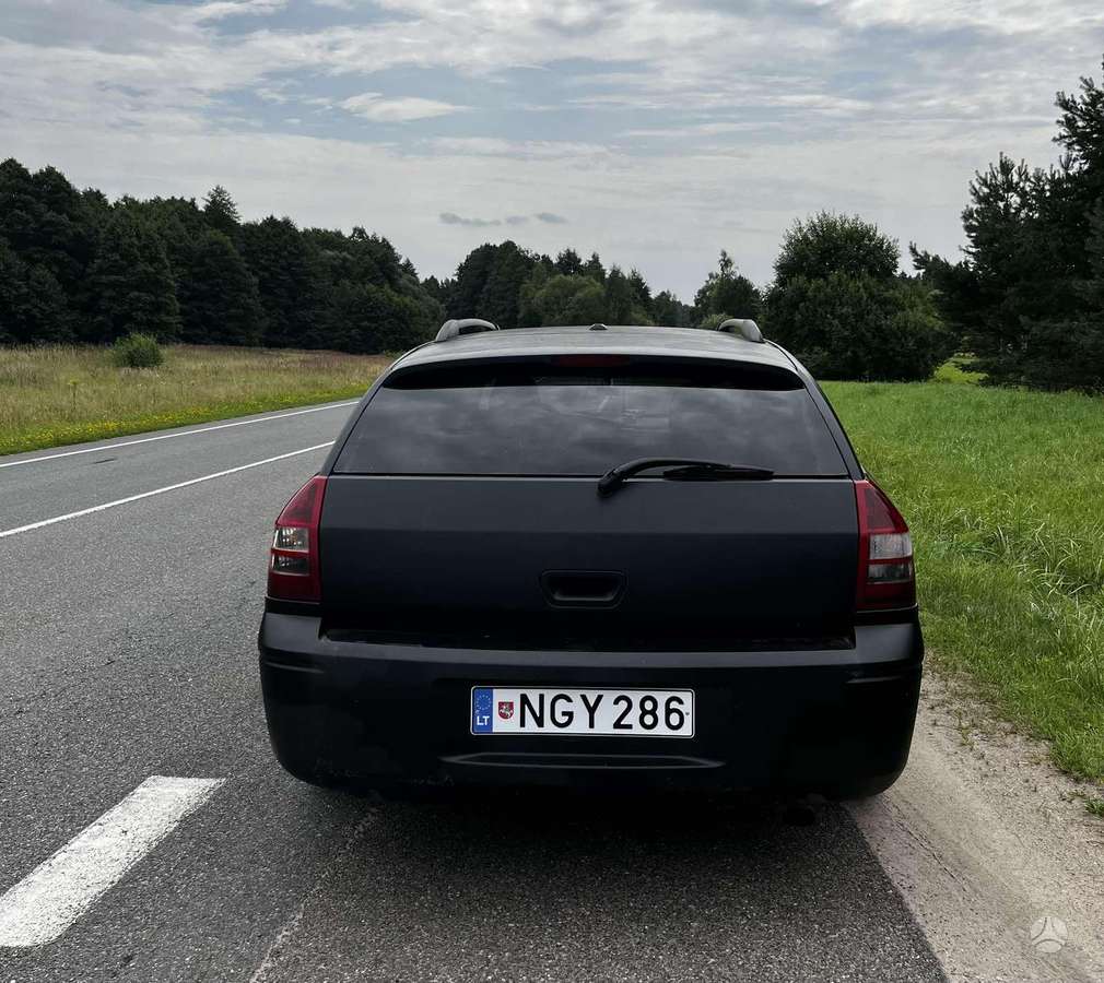 Dodge Magnum 2006 — двигун 3518 cm³, 254 HP (187kW)