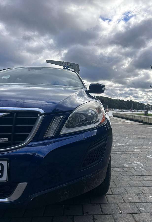 Volvo XC60 2012 — engine 1984 cm³, 163 HP (120kW)