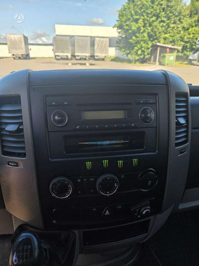 Mercedes-Benz Sprinter 2009 — photo 7