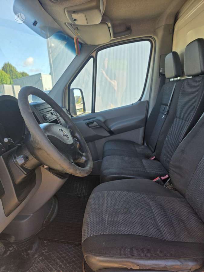Mercedes-Benz Sprinter 2009 — photo 9