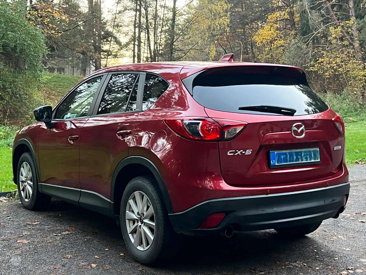 Mazda CX-5 2012 — вигляд ззаду