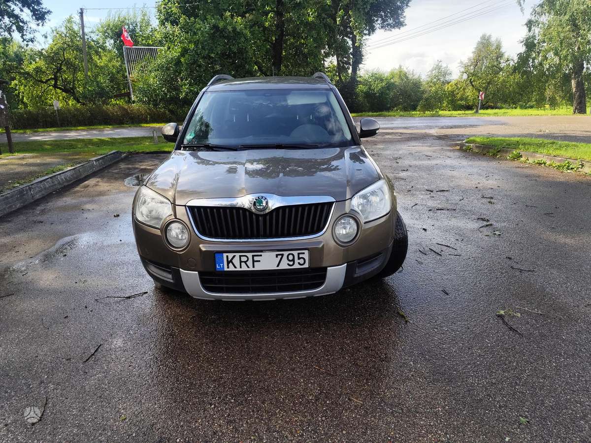 Skoda Yeti 2012 — interior