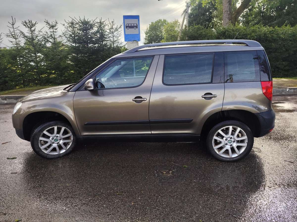 Skoda Yeti 2012 — engine 2000 cm³, 140 HP (103kW)