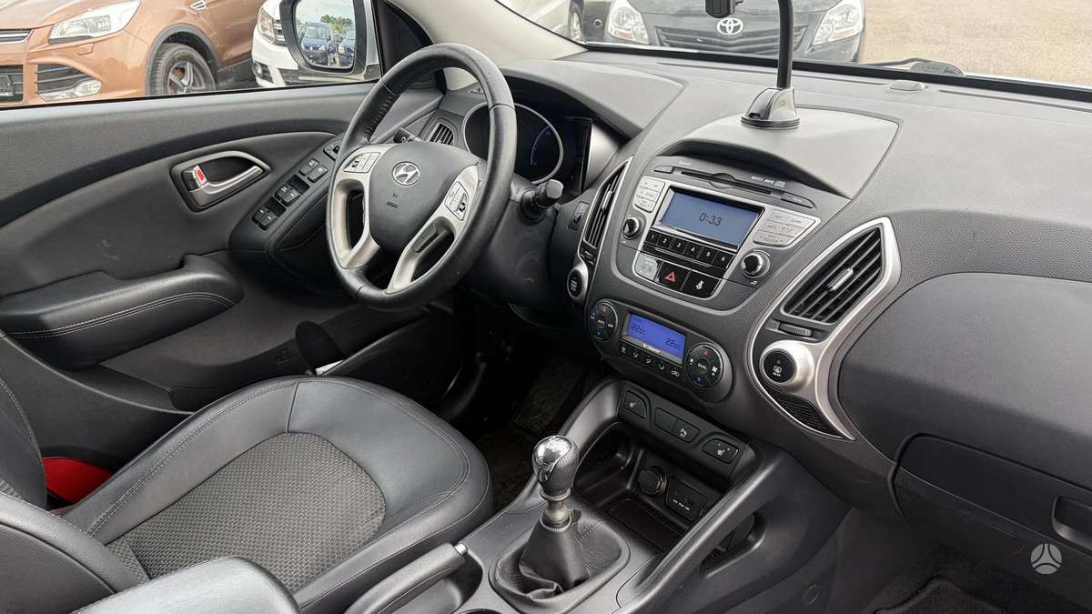 Hyundai ix35 2013 — photo 10