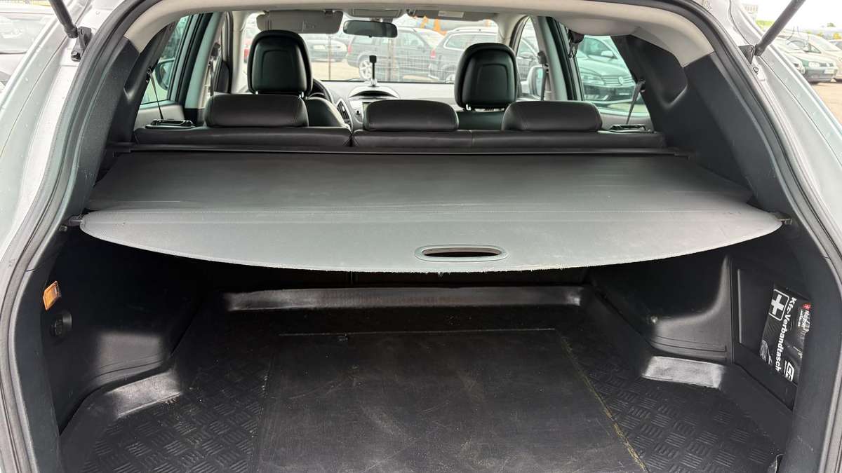 Hyundai ix35 2013 — photo 28