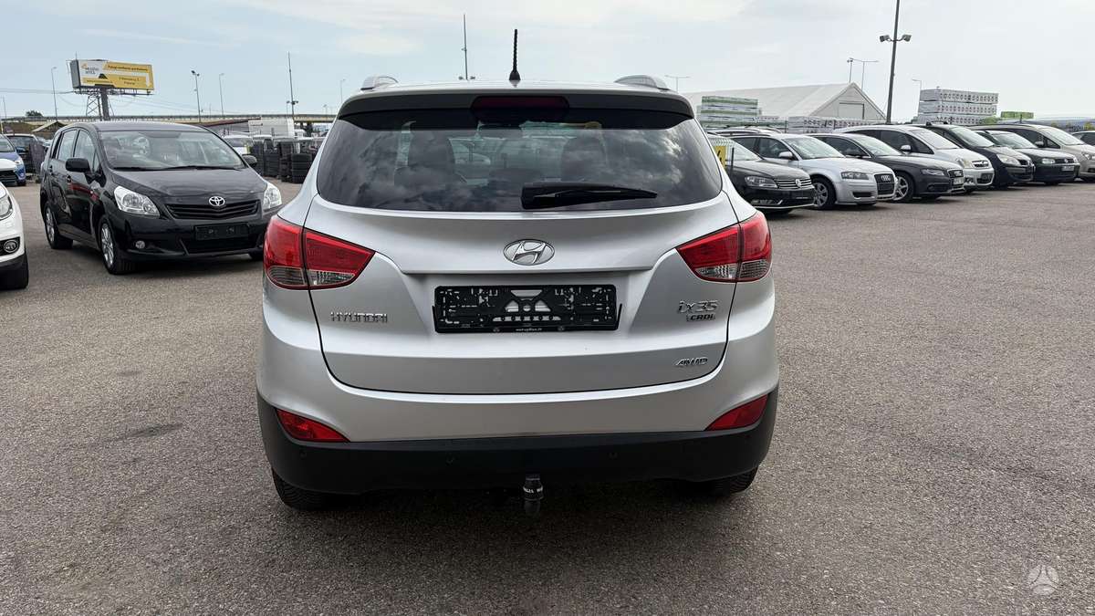 Hyundai ix35 2013 — interior
