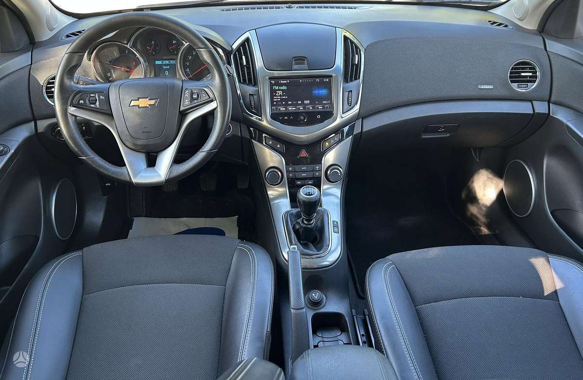 Chevrolet Cruze 2013 — photo 10