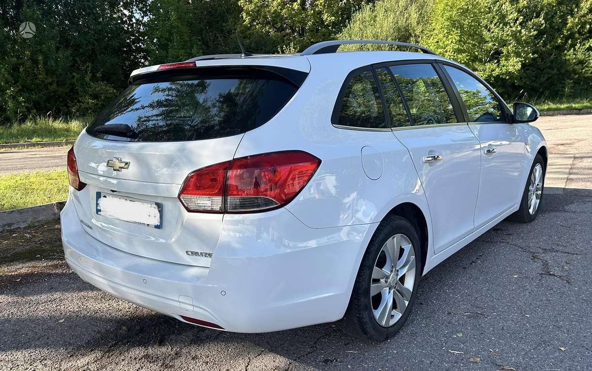 Chevrolet Cruze 2013 — engine 1700 cm³