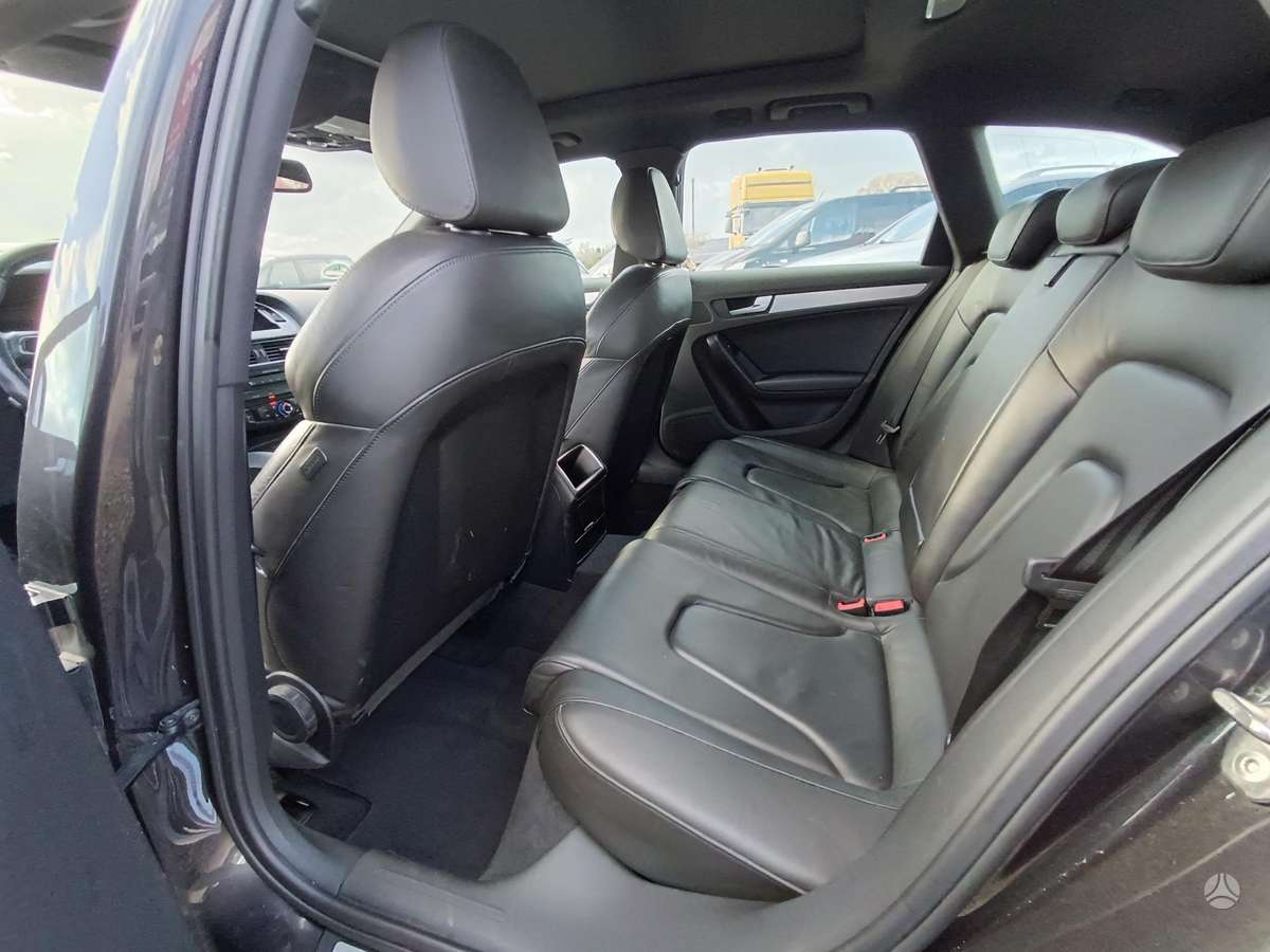 Audi A4 2008 — photo 12