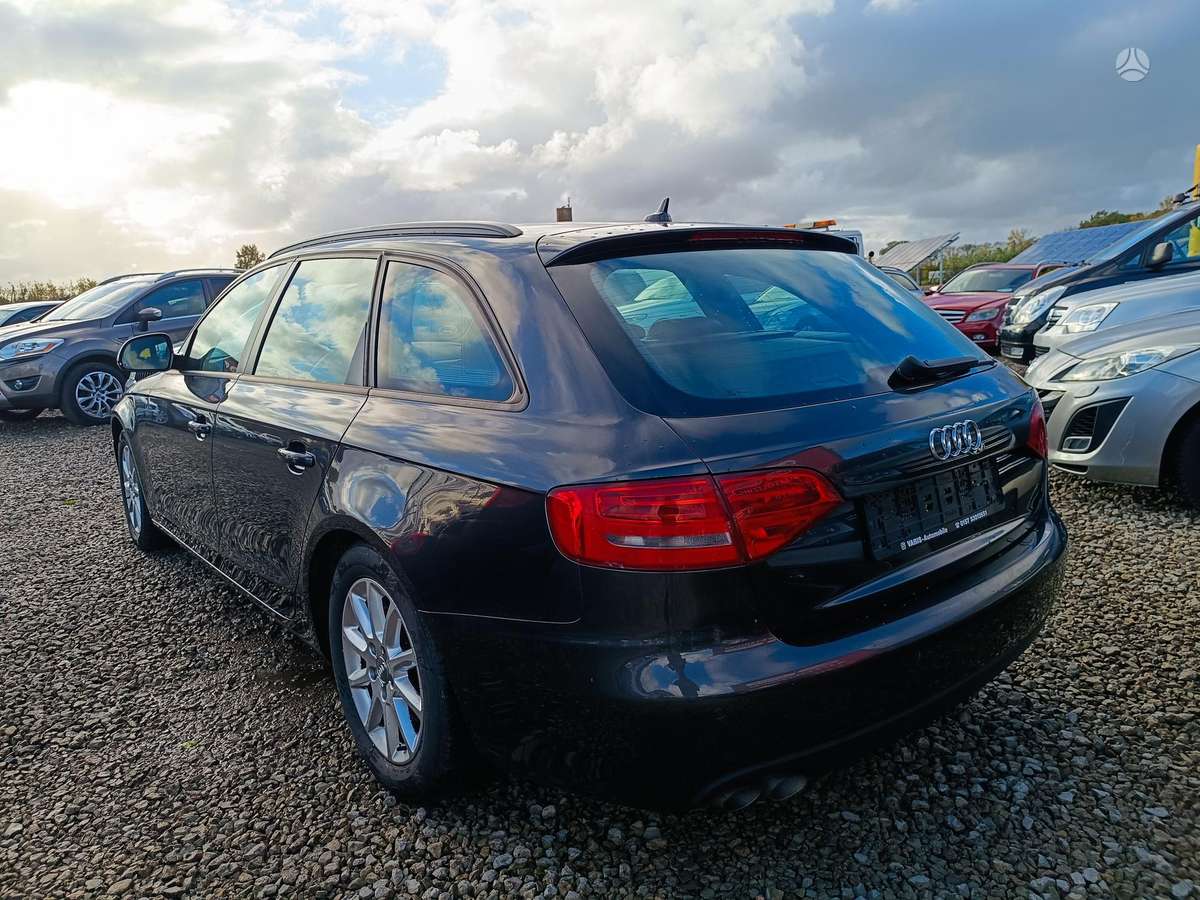 Audi A4 2008 — photo 6