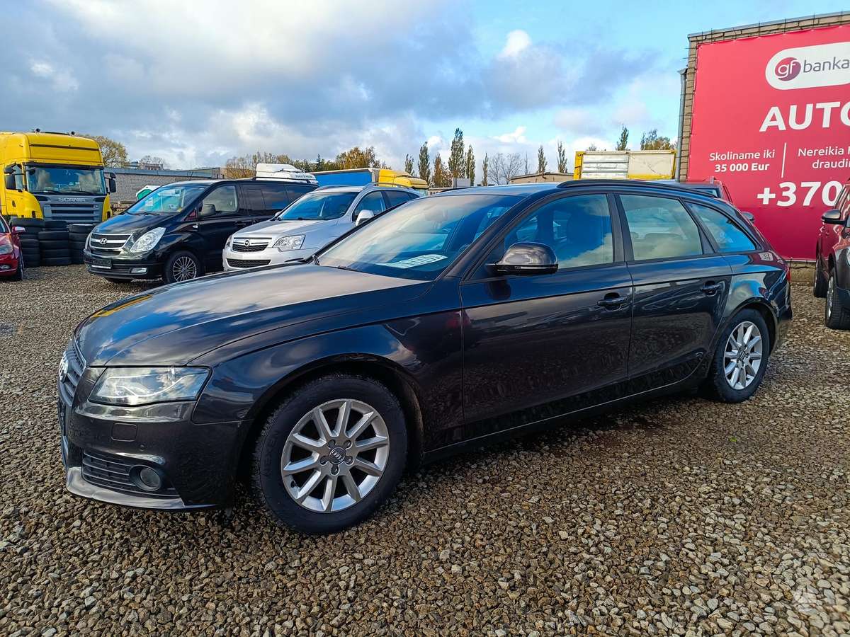 Audi A4 2008 — photo 8