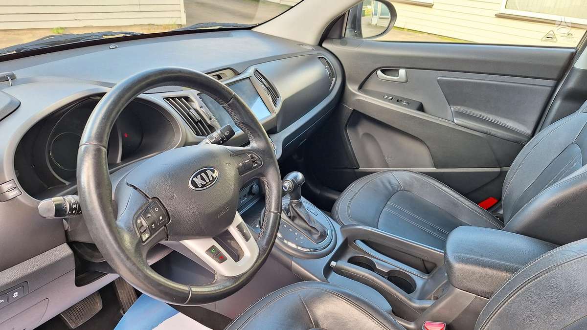 Kia Sportage 2012 — фото 17
