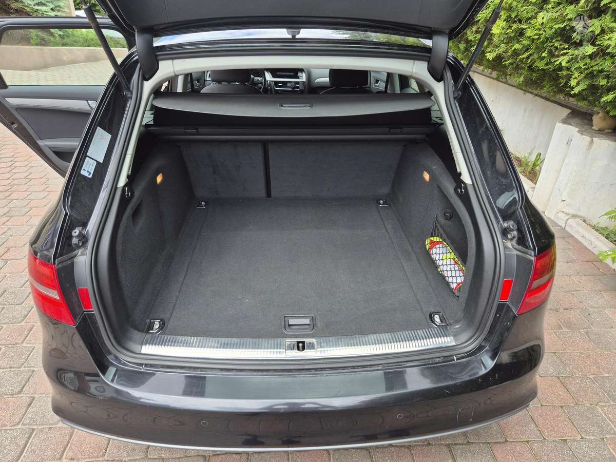 Audi A4 2013 — photo 11