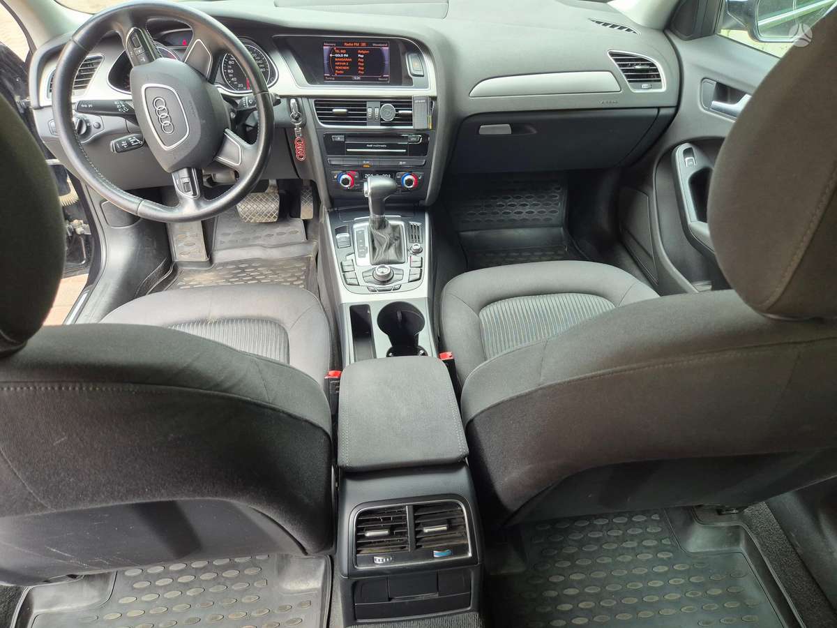 Audi A4 2013 — photo 16