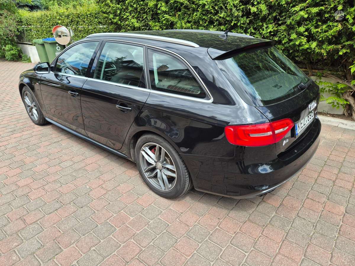 Audi A4 2013 — interior