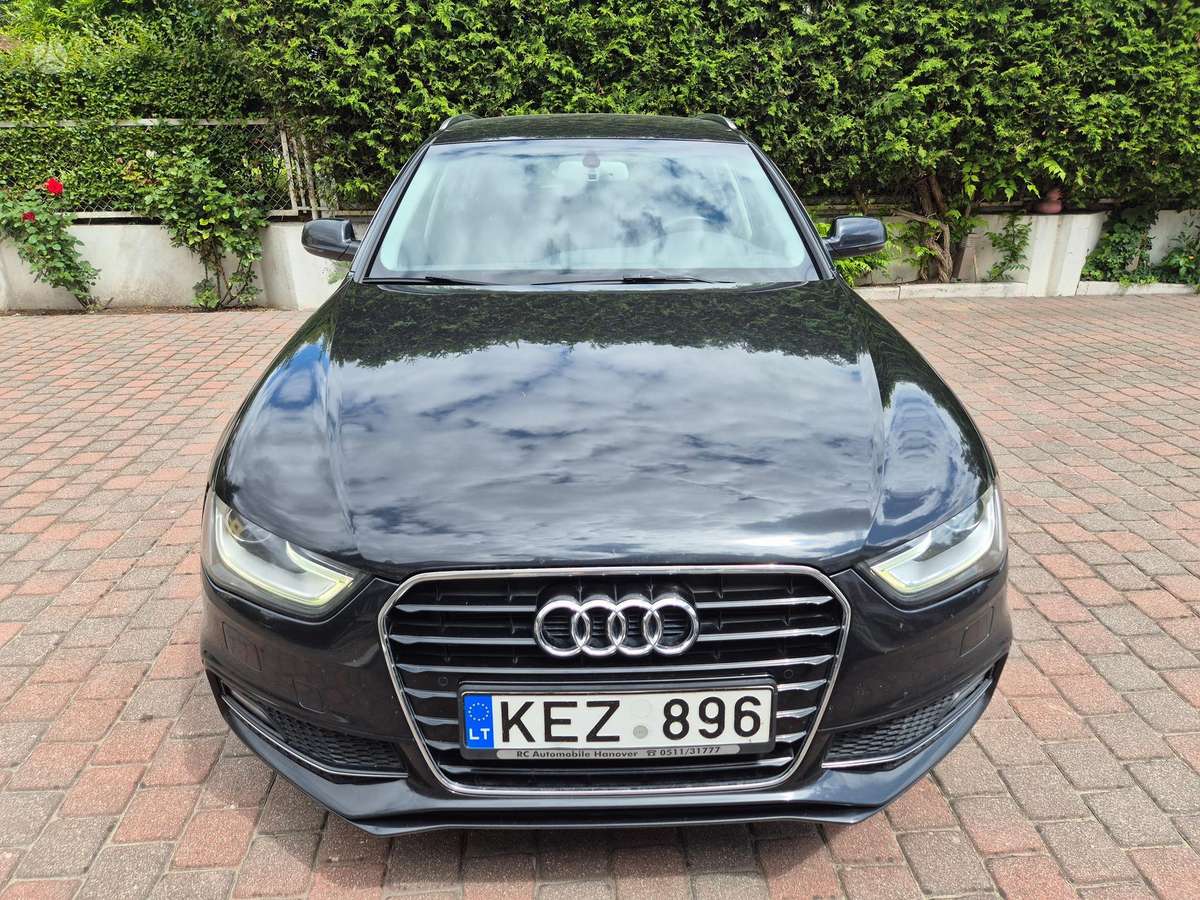 Audi A4 2013 — photo 8