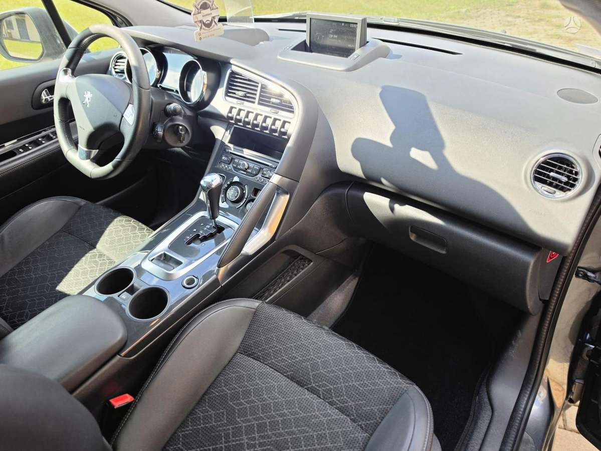 Peugeot 3008 2014 — photo 20