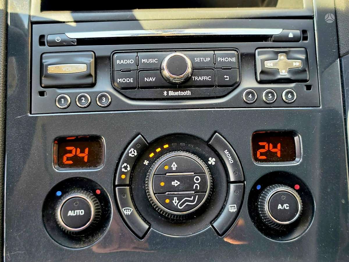 Peugeot 3008 2014 — photo 25
