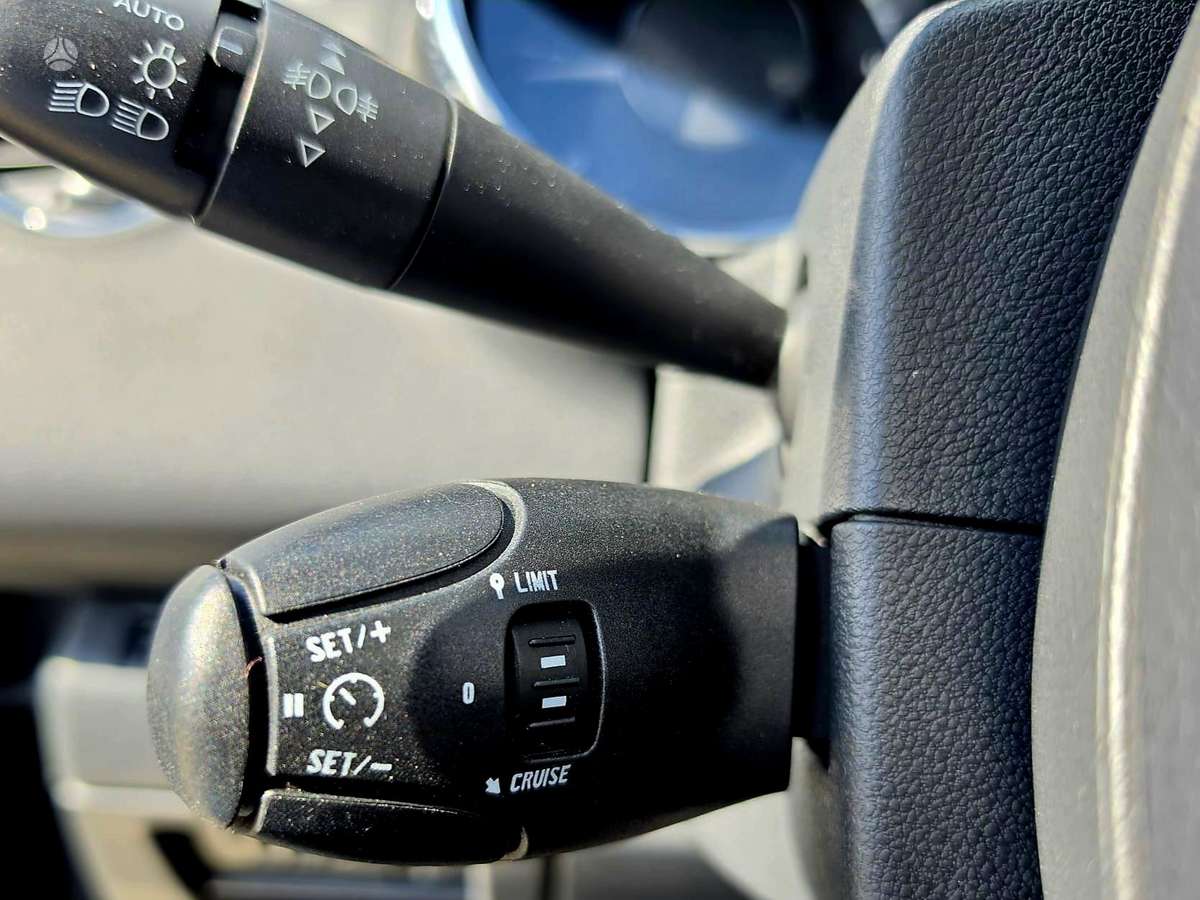 Peugeot 3008 2014 — photo 28