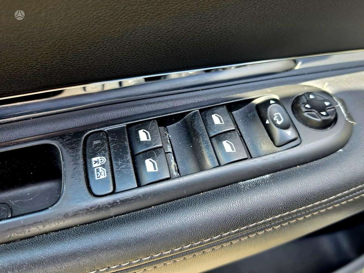 Peugeot 3008 2014 — photo 29