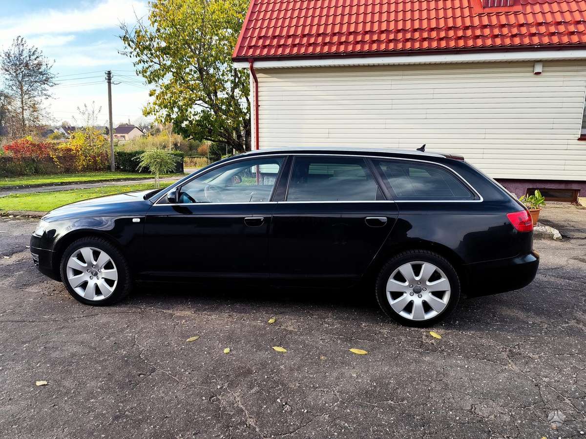 Audi A6 2005 — салон