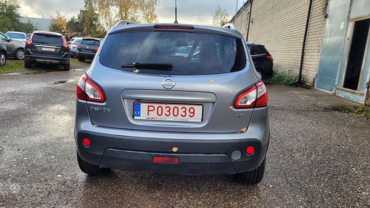 Nissan Qashqai 2011 — photo 10