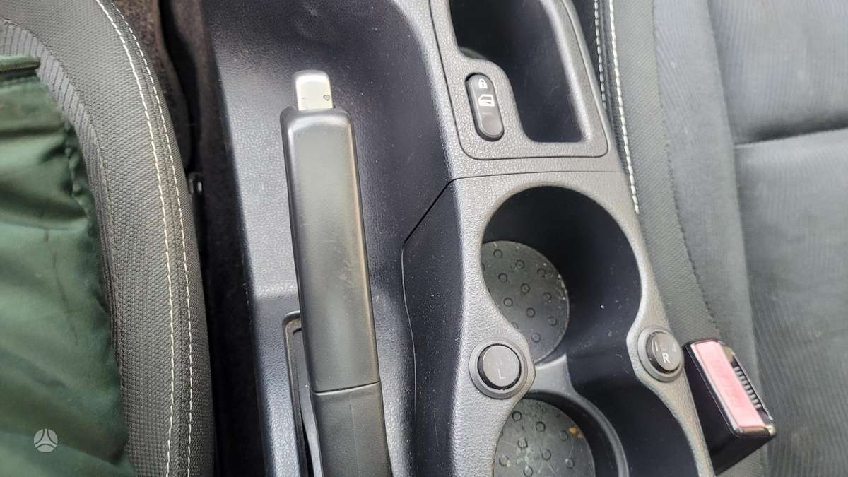 Nissan Qashqai 2011 — photo 22