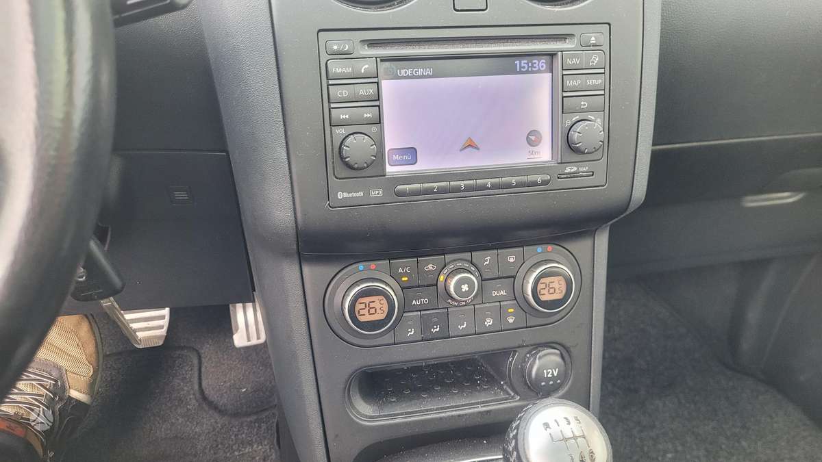 Nissan Qashqai 2011 — photo 23