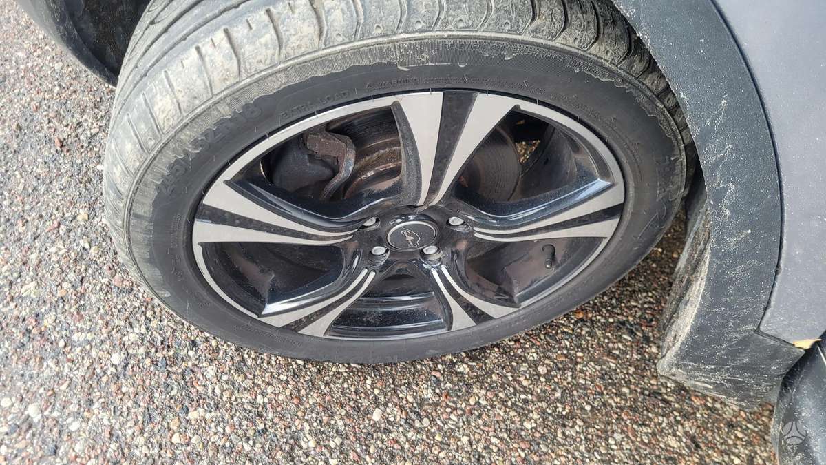 Nissan Qashqai 2011 — photo 27