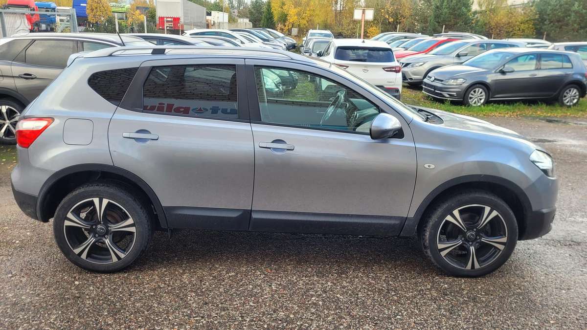 Nissan Qashqai 2011 — photo 5