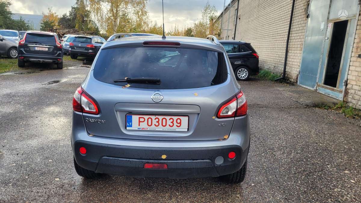 Nissan Qashqai 2011 — photo 9