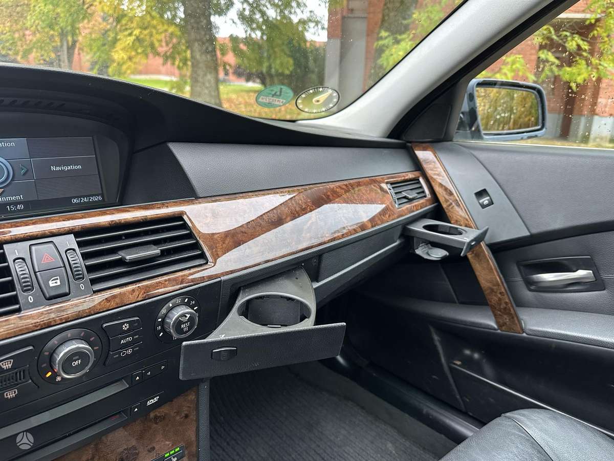 BMW 525 2006 — photo 11
