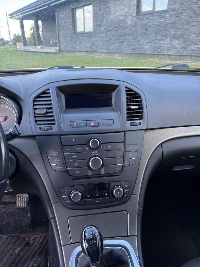 Opel Insignia 2010 — photo 6