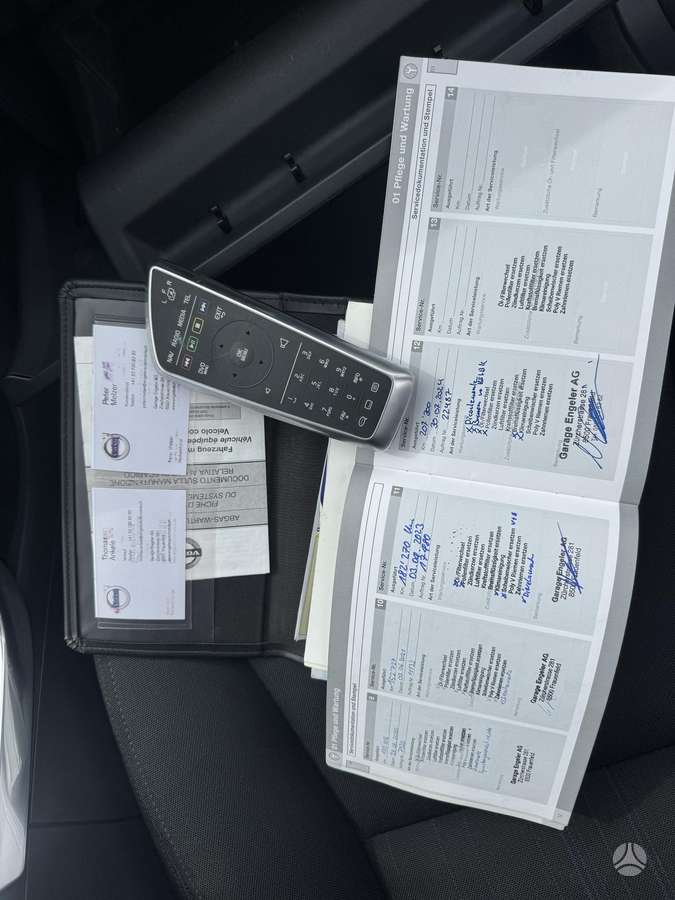 Volvo V60 2011 — photo 17