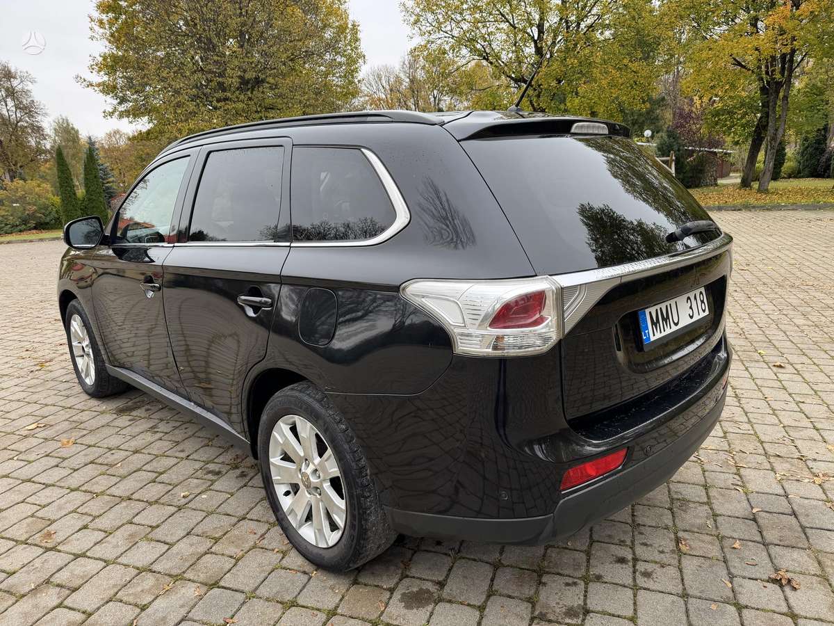 Mitsubishi Outlander 2013 — engine 2268 cm³, 150 HP (110kW)