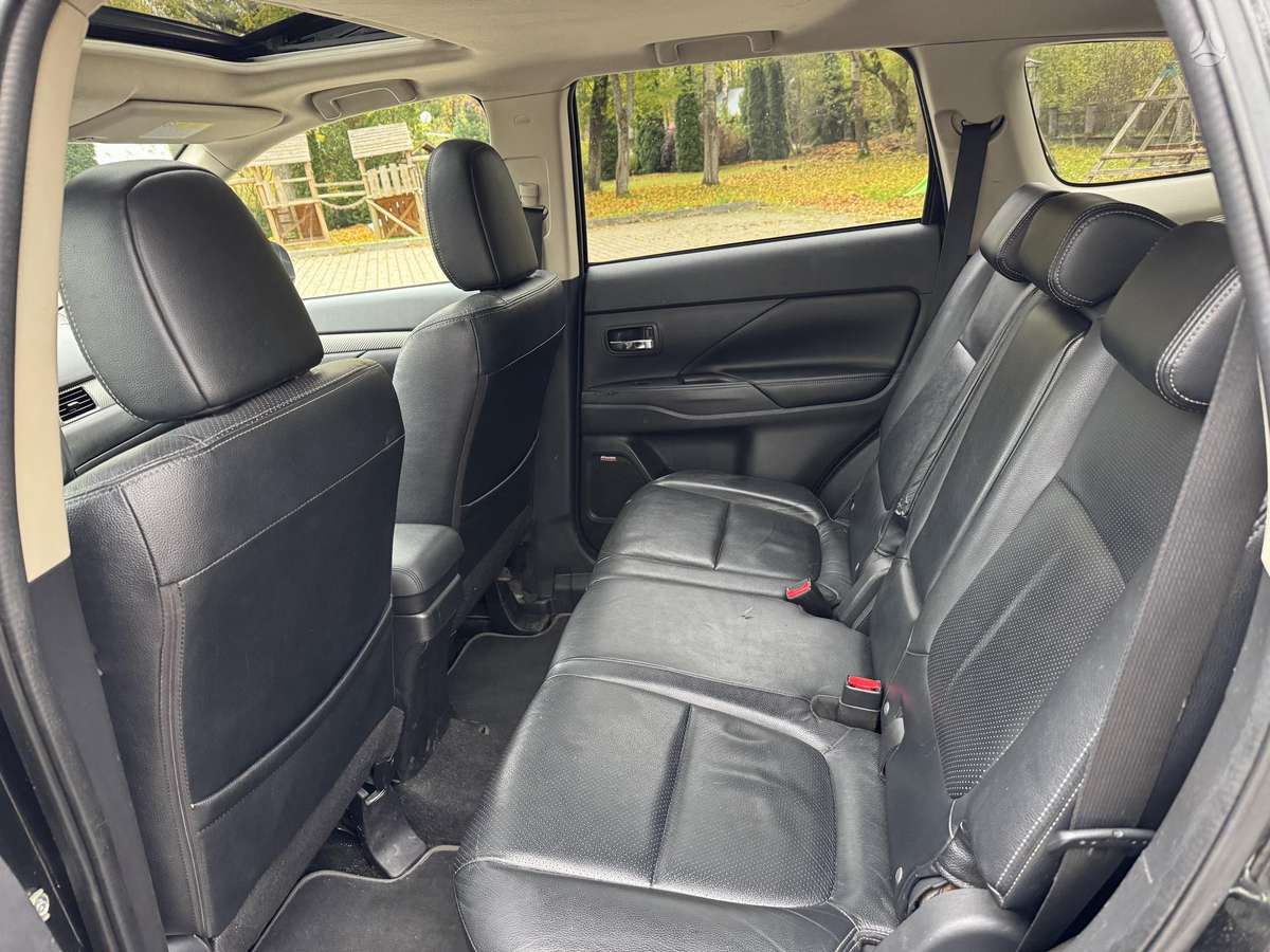 Mitsubishi Outlander 2013 — photo 6