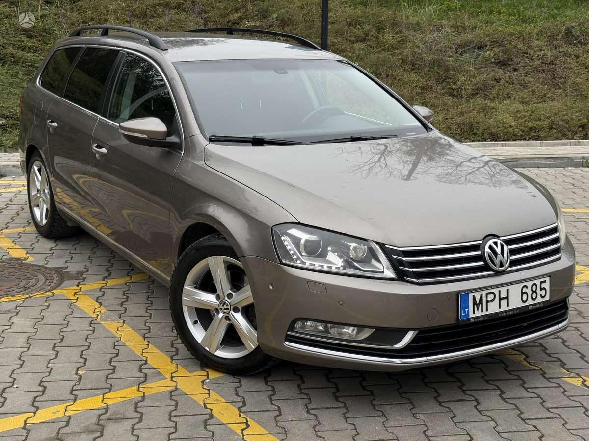 Volkswagen Passat 2012 — vehicle for AFU Ukraine