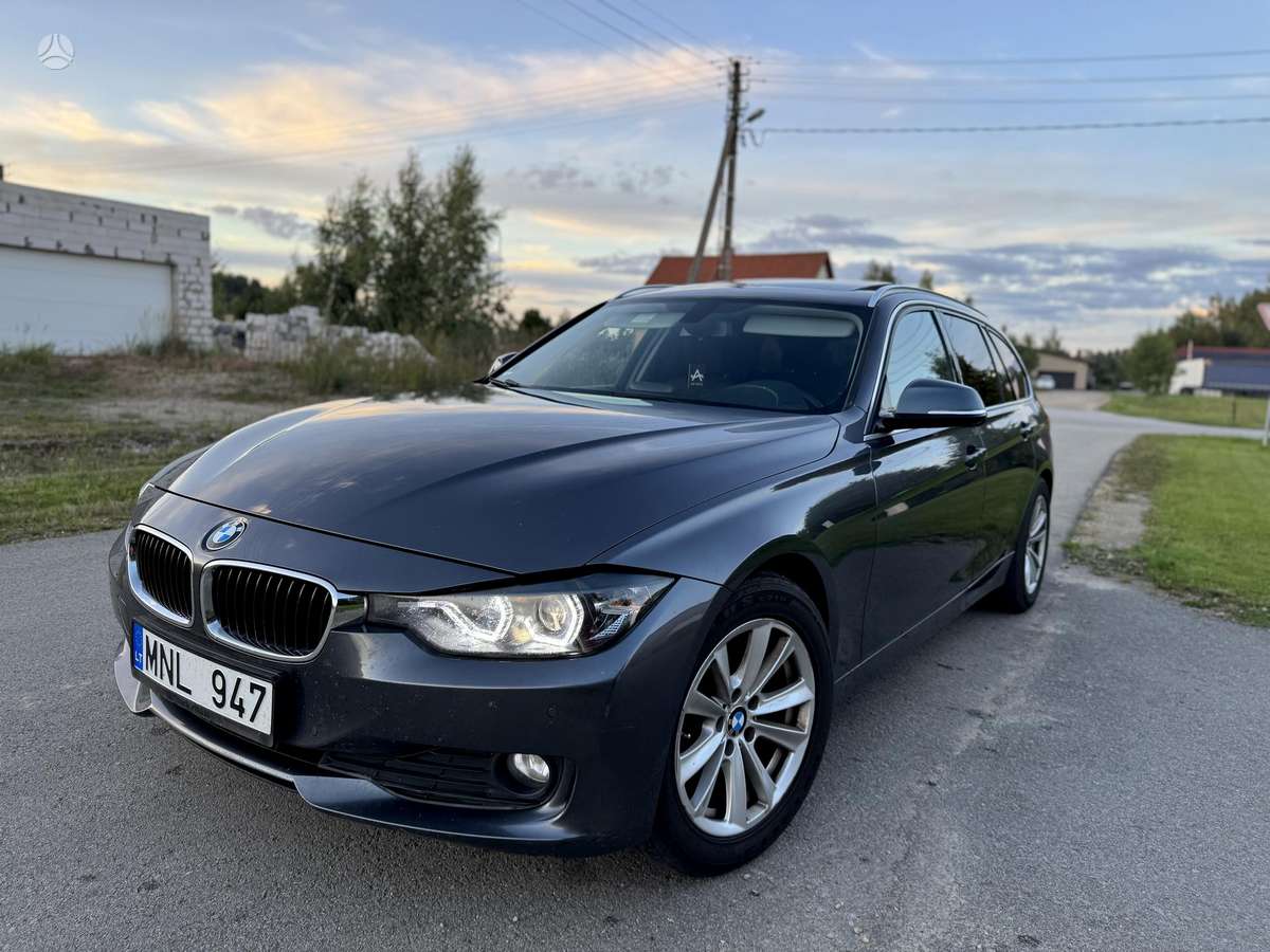 BMW 320 2013 — photo 12