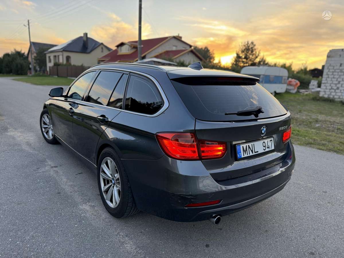 BMW 320 2013 — photo 14