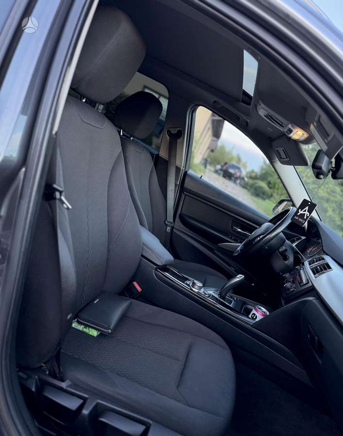 BMW 320 2013 — photo 23