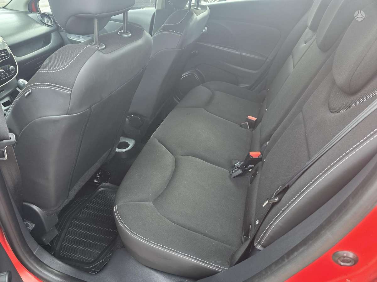 Renault Clio 2015 — photo 7