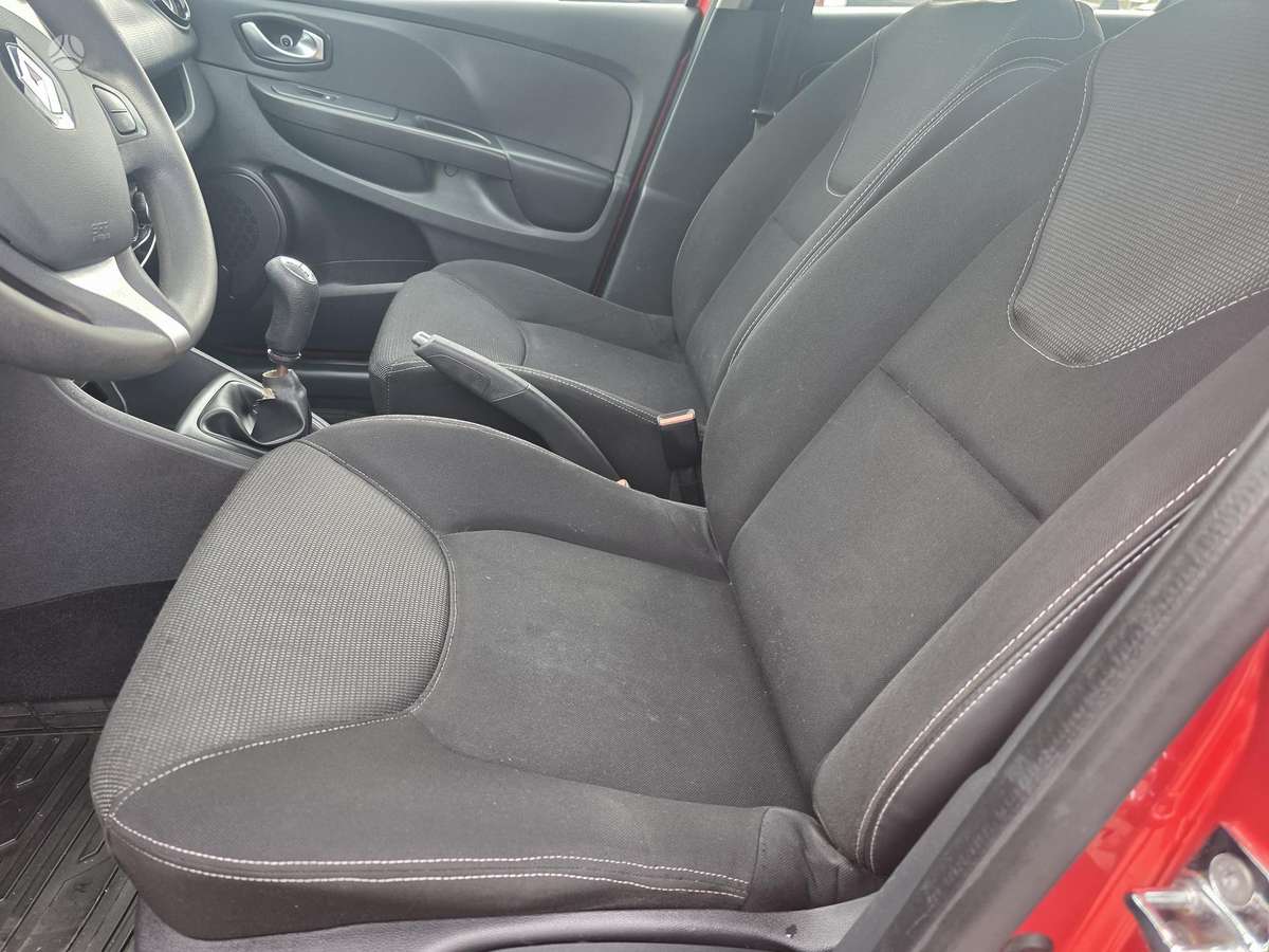 Renault Clio 2015 — photo 9