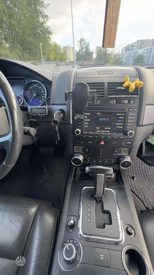 Volkswagen Touareg 2007 — photo 11