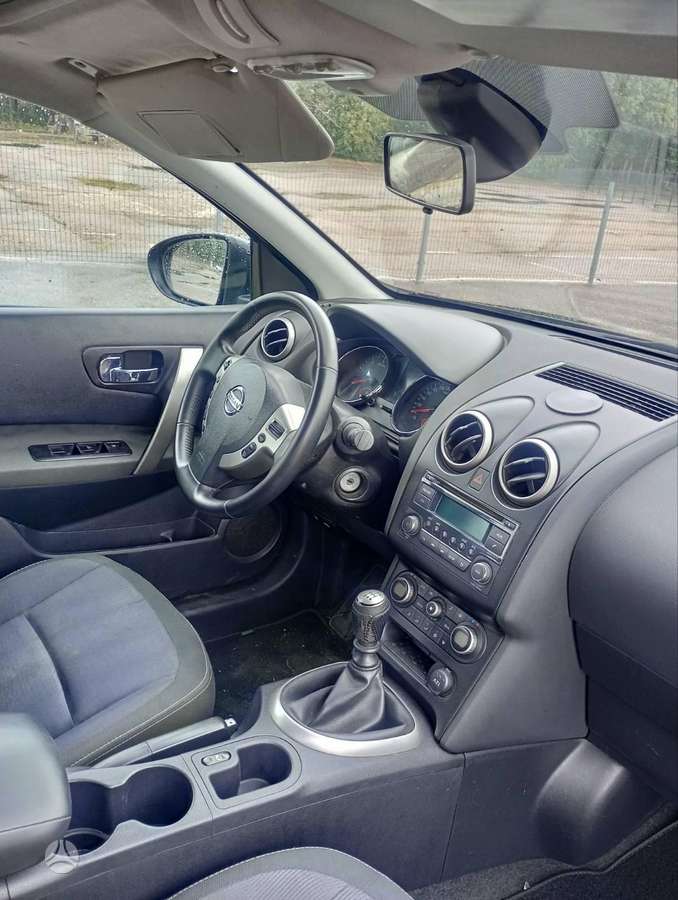 Nissan Qashqai 2010 — photo 9