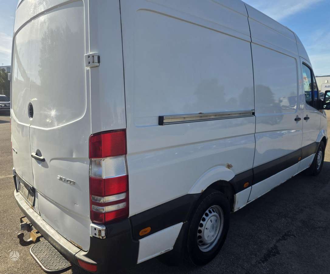 Mercedes-Benz Sprinter 2014 — engine 2143 cm³, 163 HP (120kW)