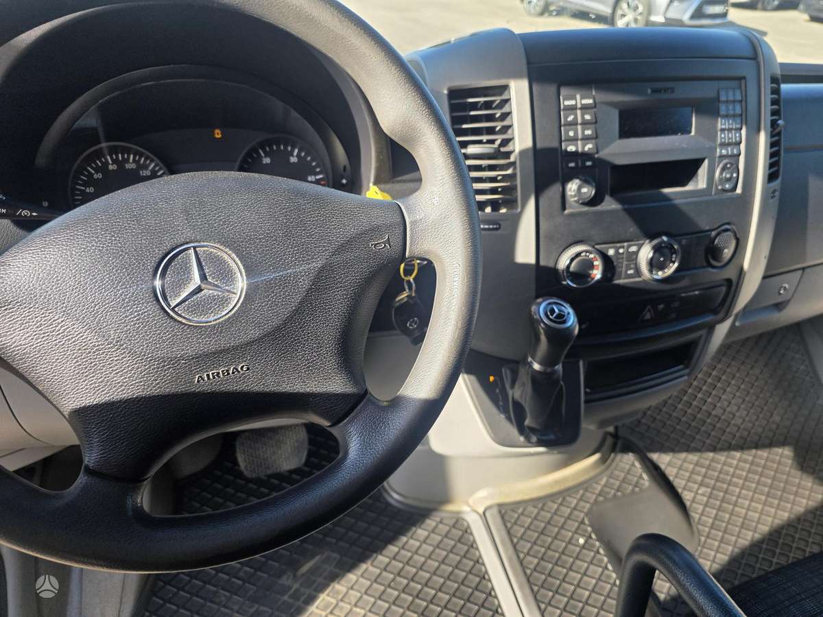 Mercedes-Benz Sprinter 2014 — photo 9