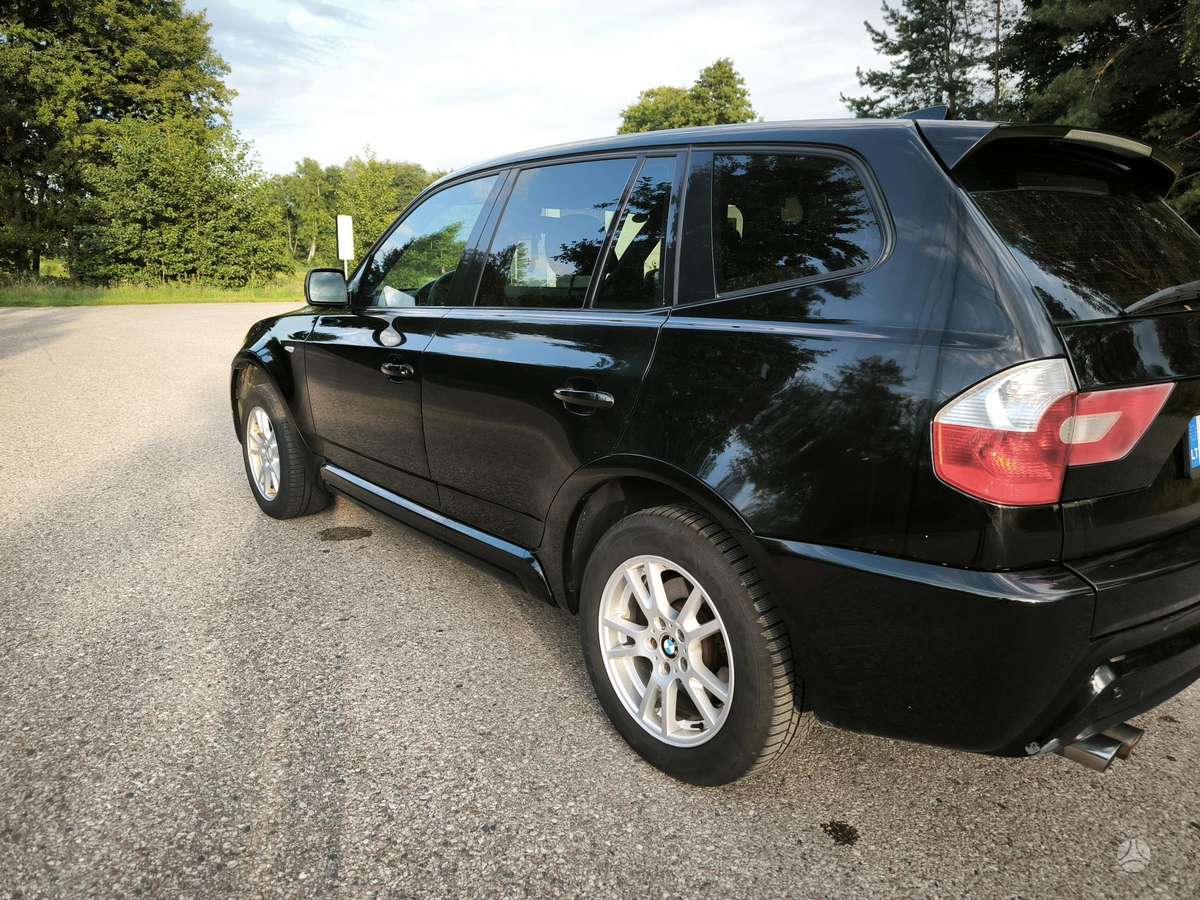 BMW X3 2005 — interior