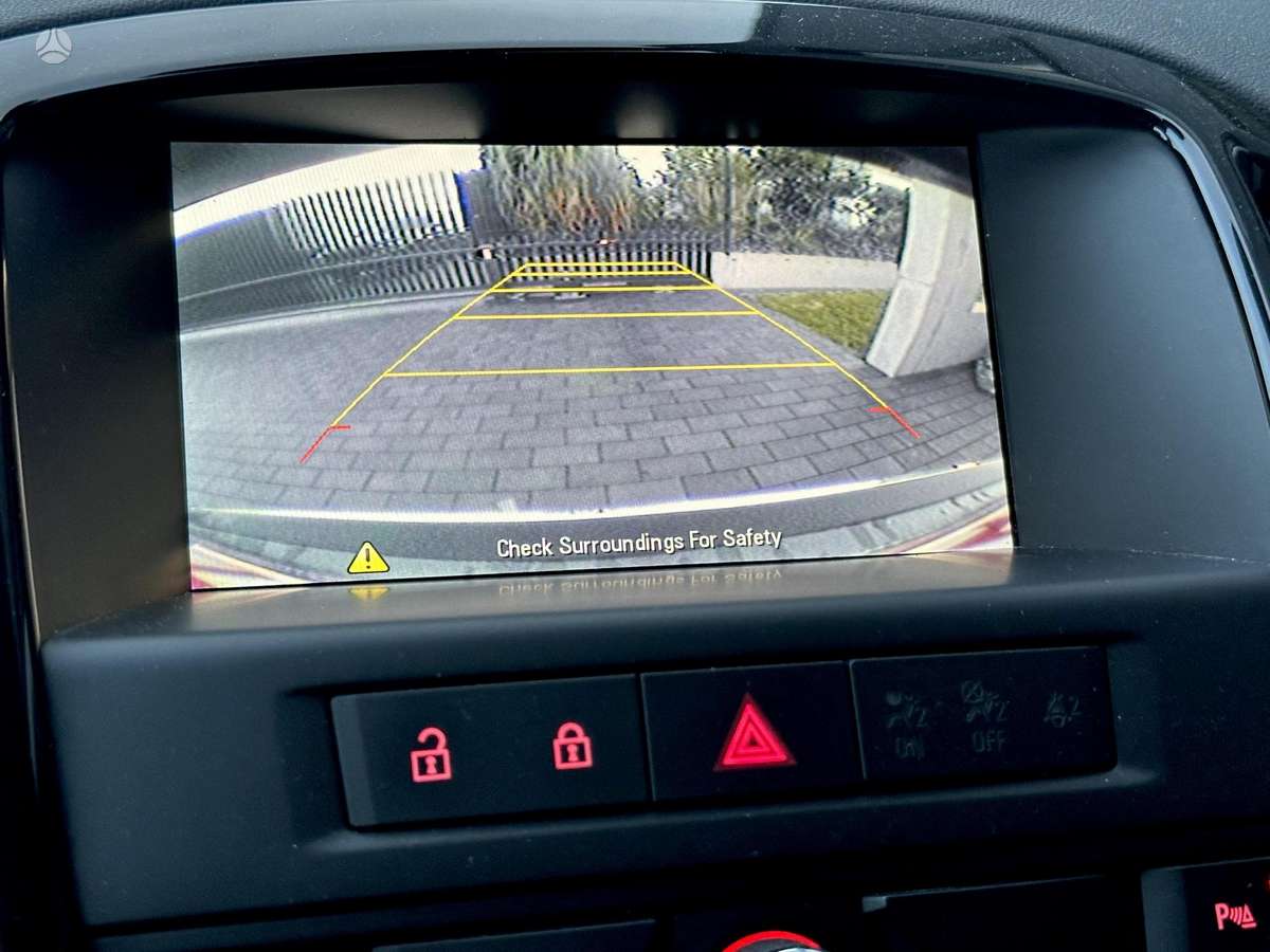 Opel Astra 2015 — photo 19
