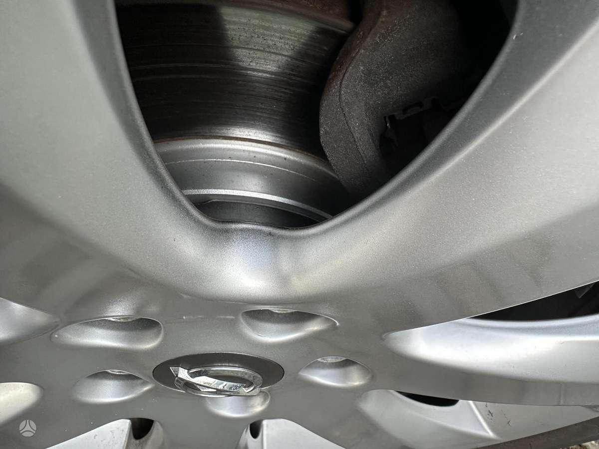 Opel Astra 2015 — photo 23