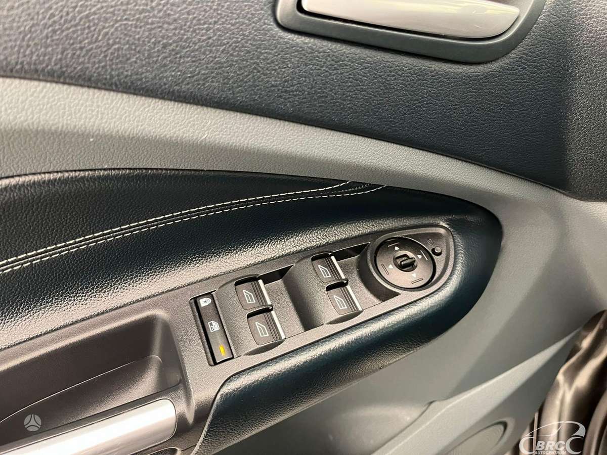 Ford C-MAX 2015 — фото 26